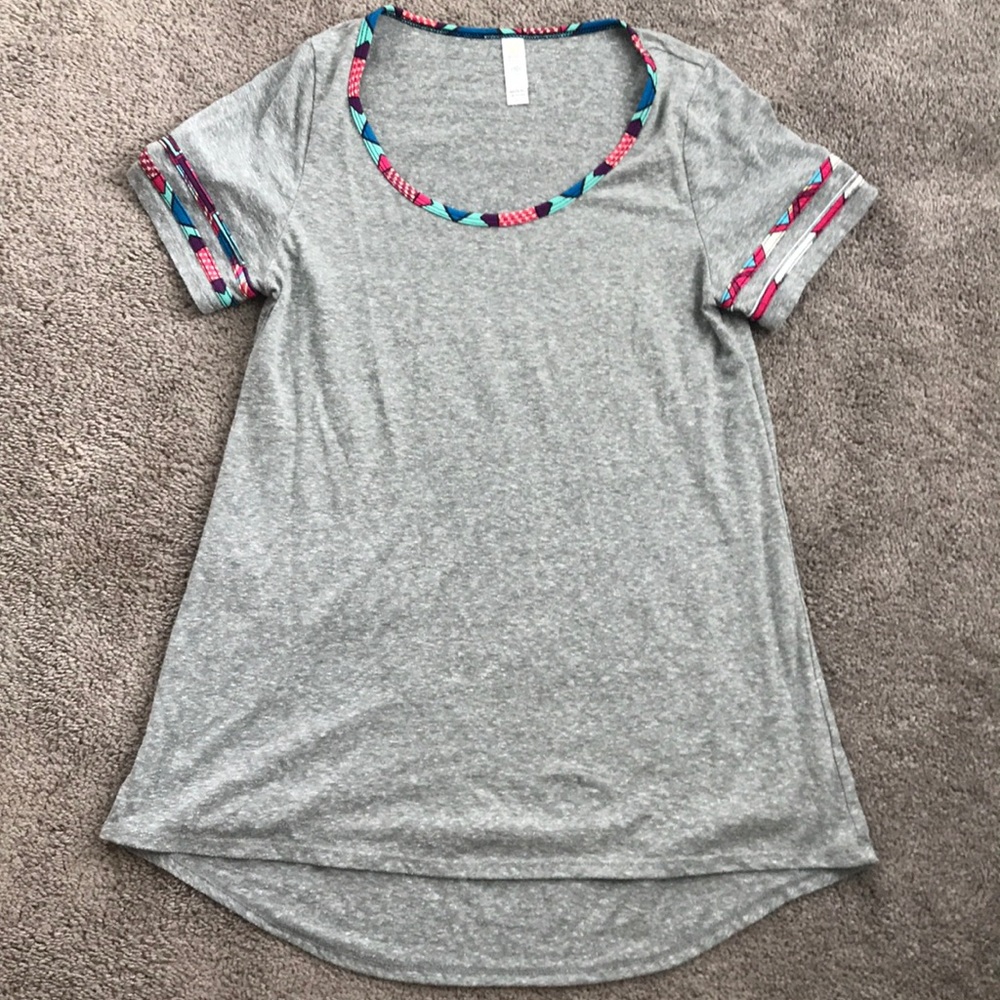 XS Lularoe Top